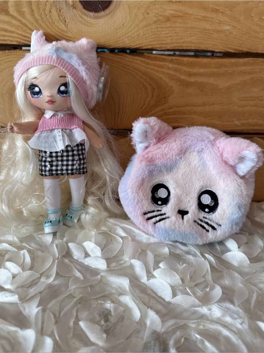 Na Na Na Surprise 2-in-1 Fashion Doll and Plush Purse *Series 4* Paula Purrfect